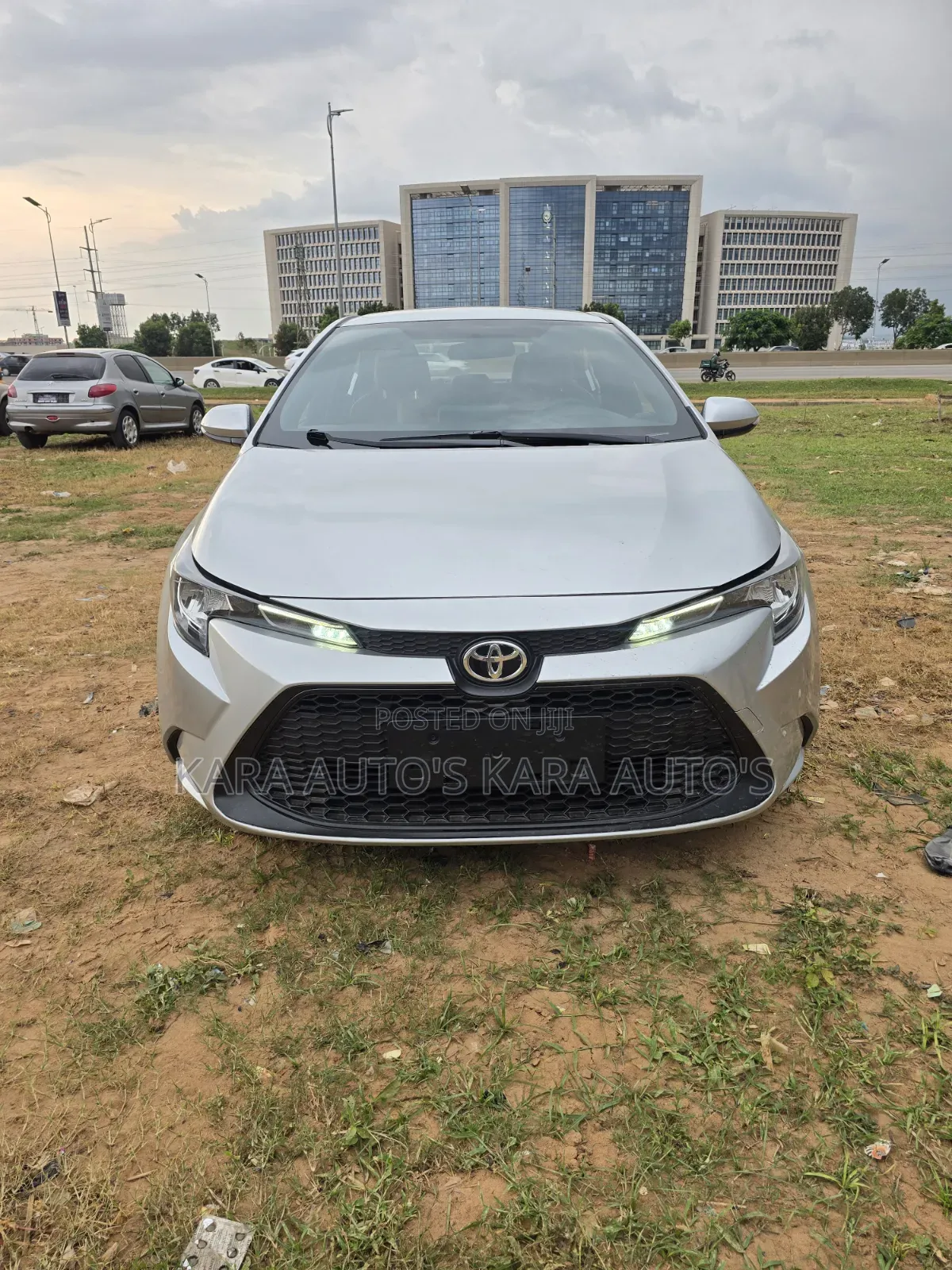 Toyota Corolla 2021 Silver