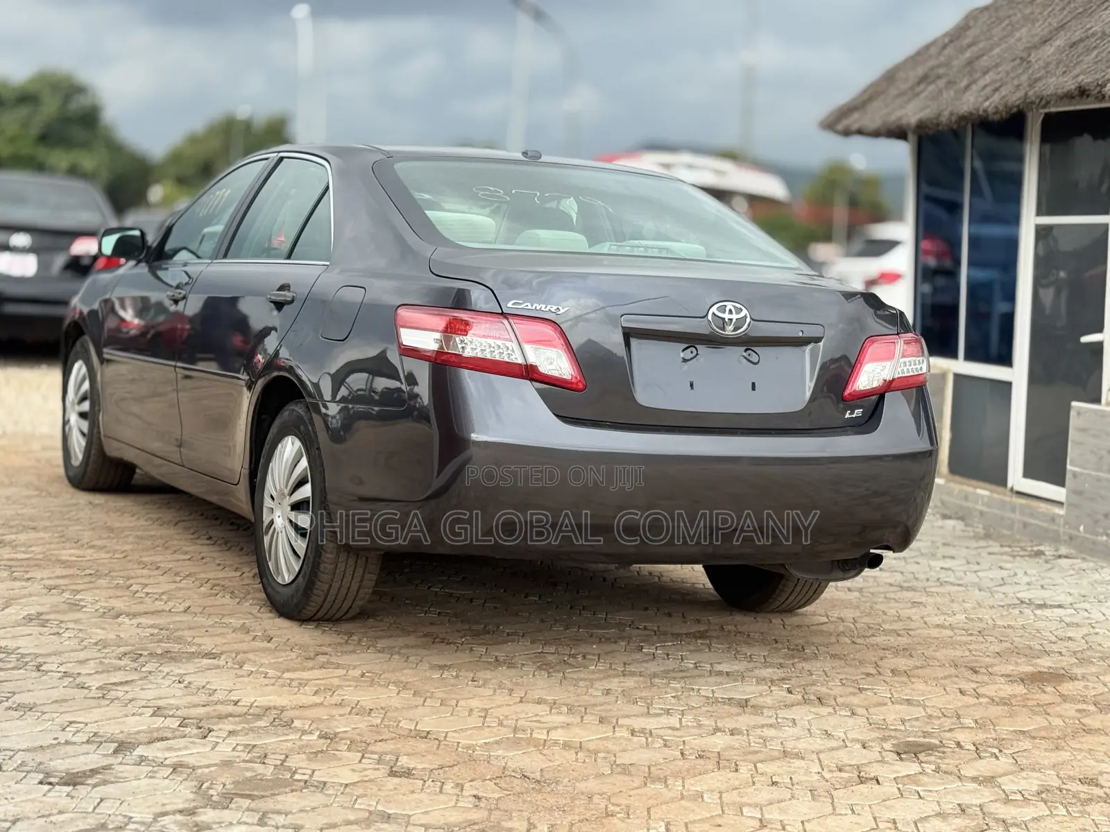 Toyota Camry LE 4dr Sedan (2.5L 4cyl 6AM) 2010 Gray