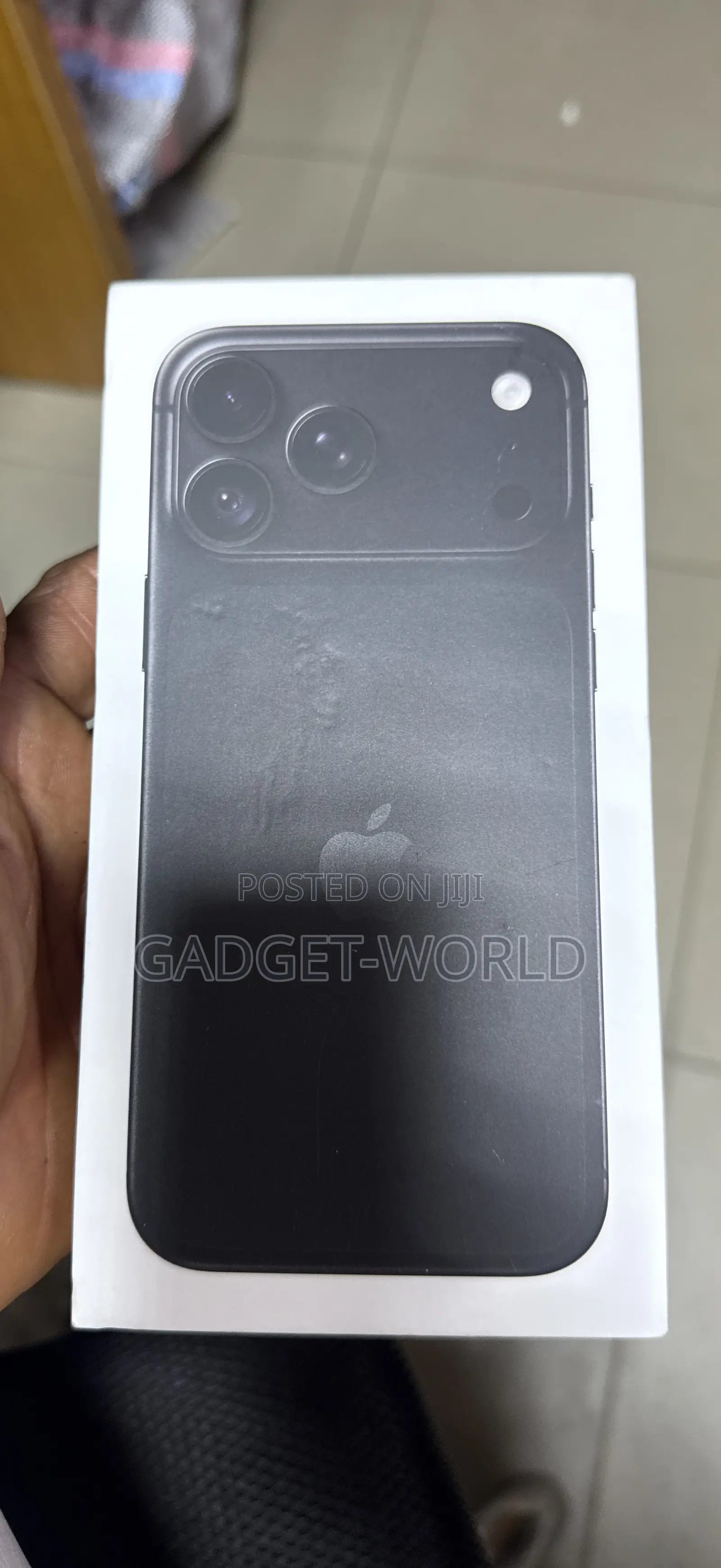 New Apple iPhone 18 Pro Max 2 TB Black