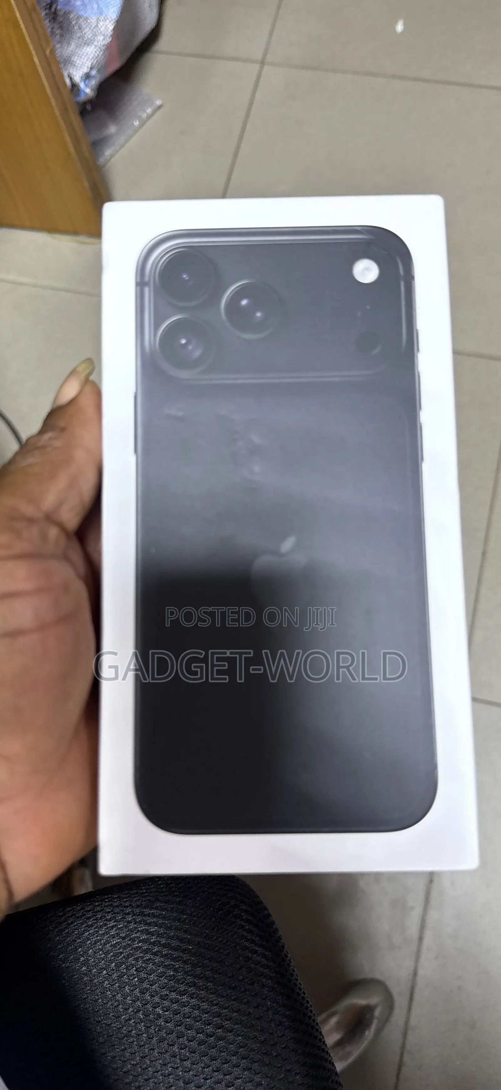 New Apple iPhone 18 Pro Max 2 TB Black