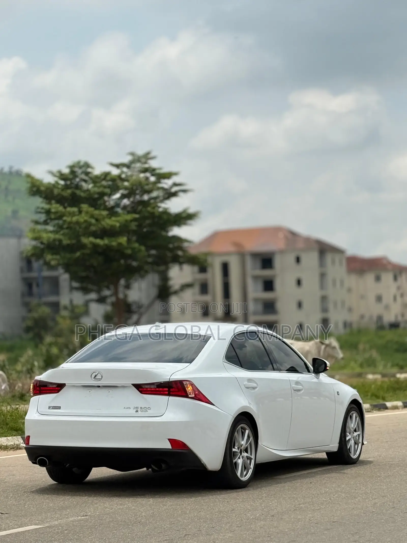 Lexus IS 300 AWD 2016 White
