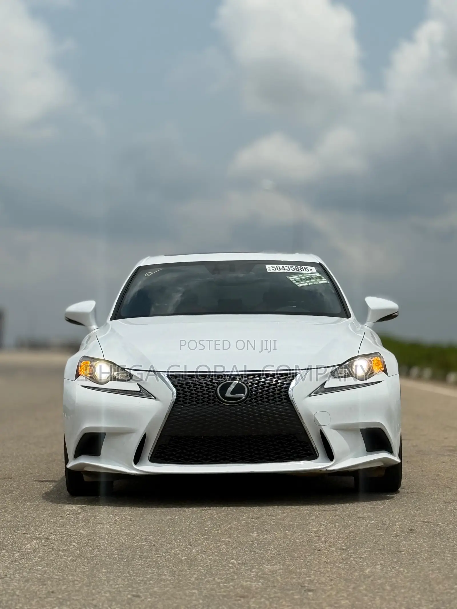 Lexus IS 300 AWD 2016 White