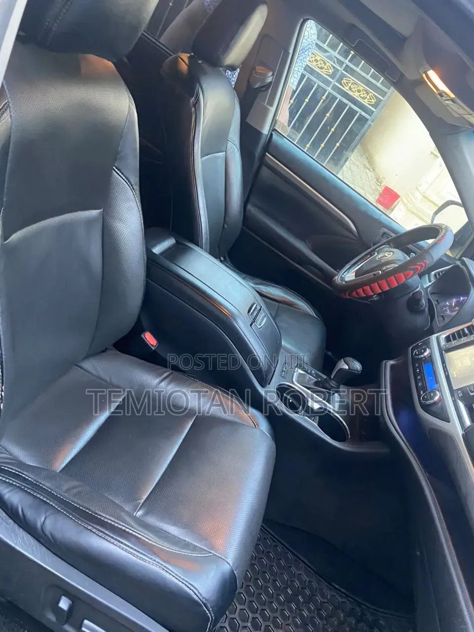 Toyota Highlander LE 4x2 V6 (3.5L 6cyl 8A) 2017 Black