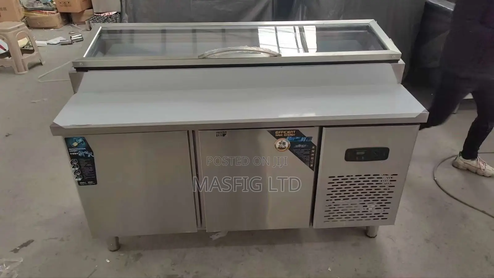Under Bar Chiller With Salad Station