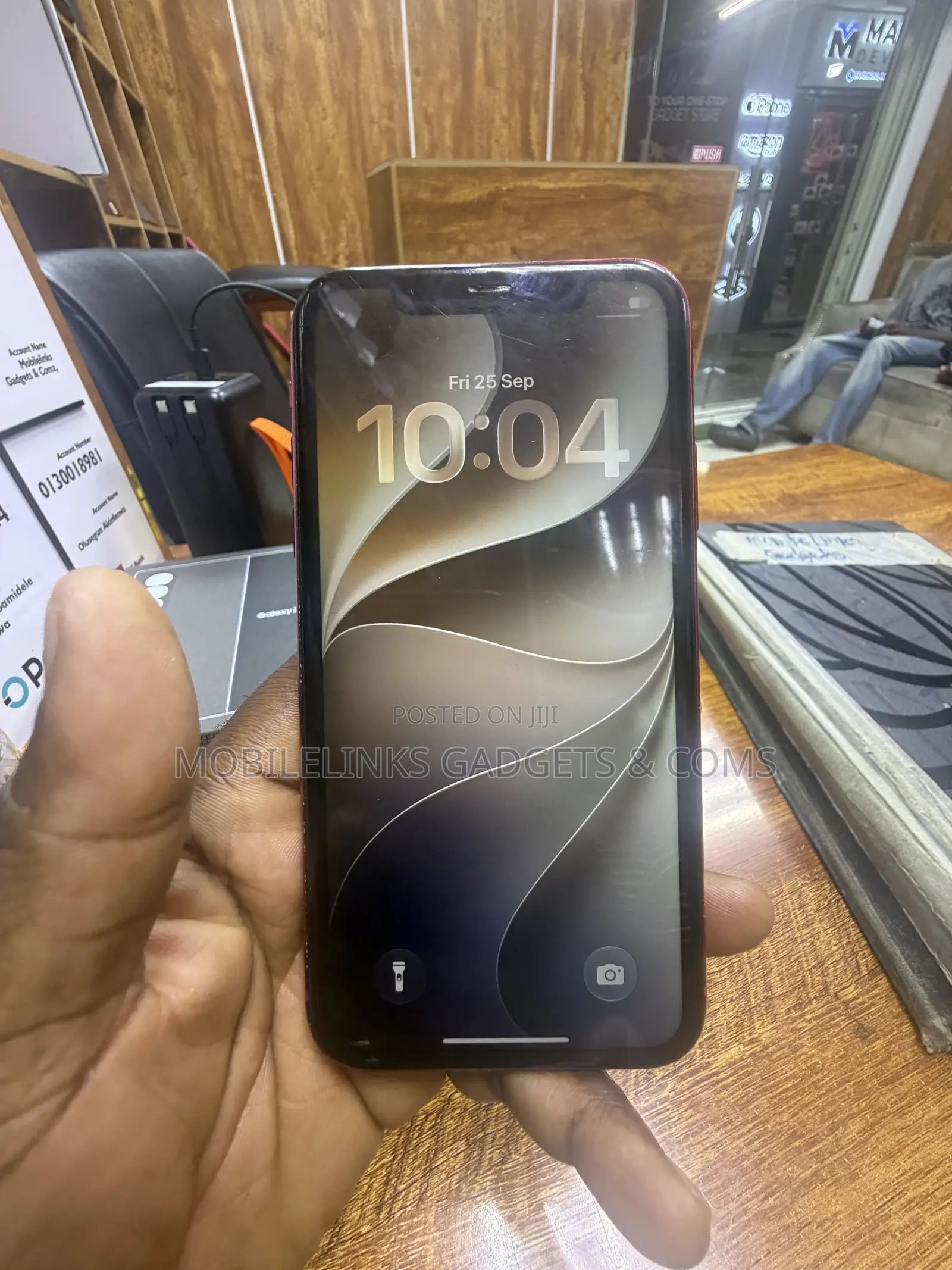 Apple iPhone 11 64 GB Red