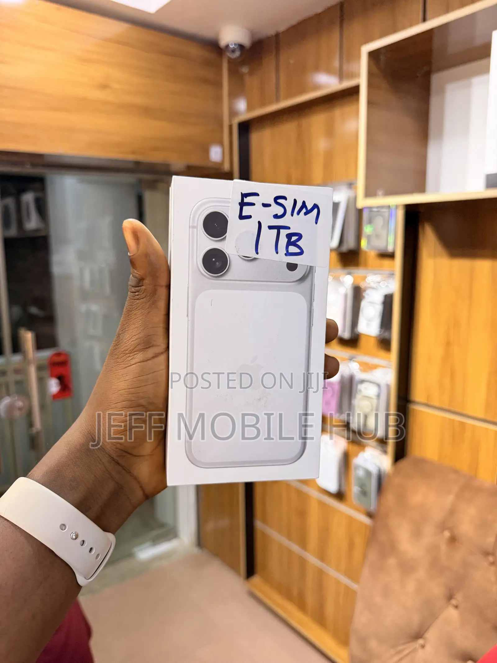 New Apple iPhone 17 Pro 1 TB Silver