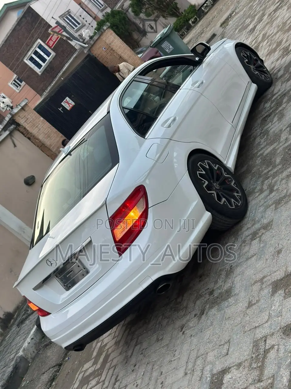 Mercedes-Benz C300 2009 White