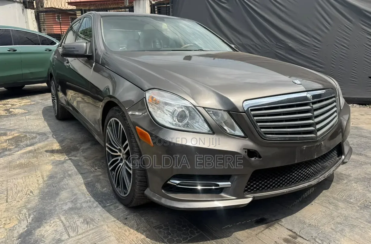Mercedes-Benz E350 2011 Gray