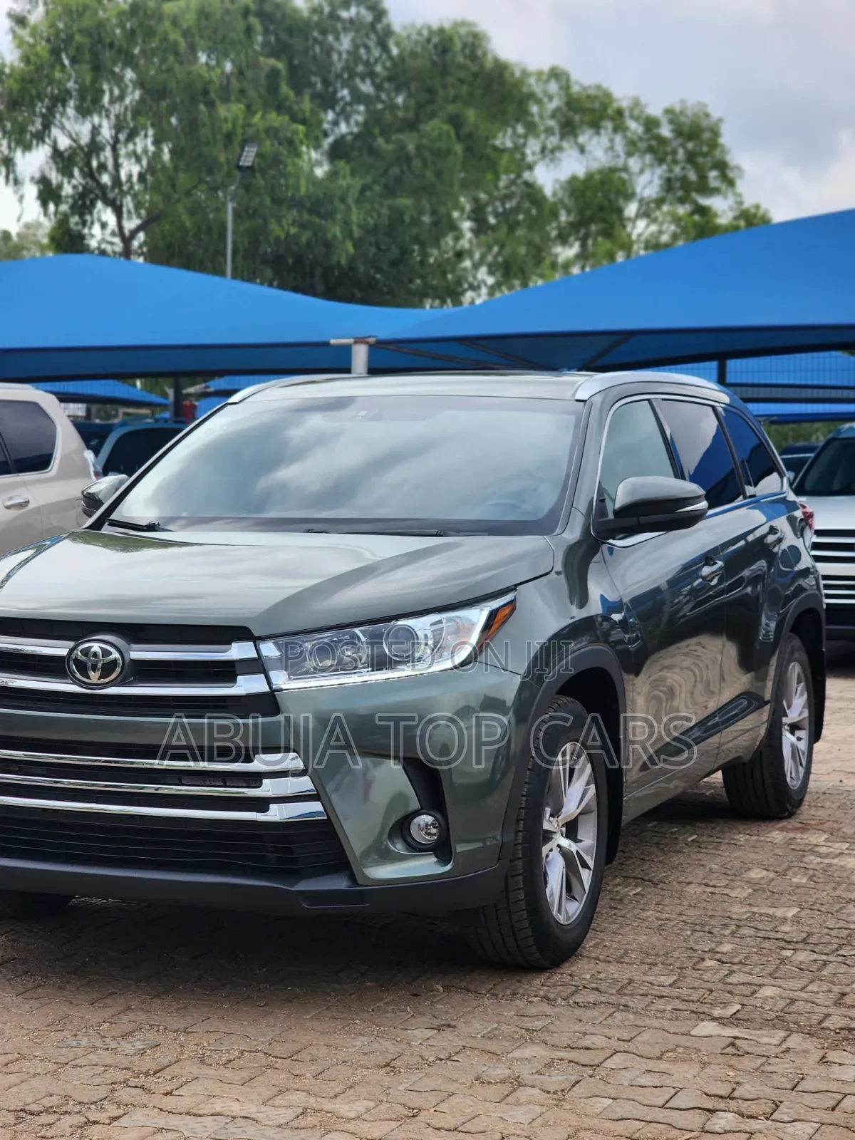 Toyota Highlander XLE 2019 Green