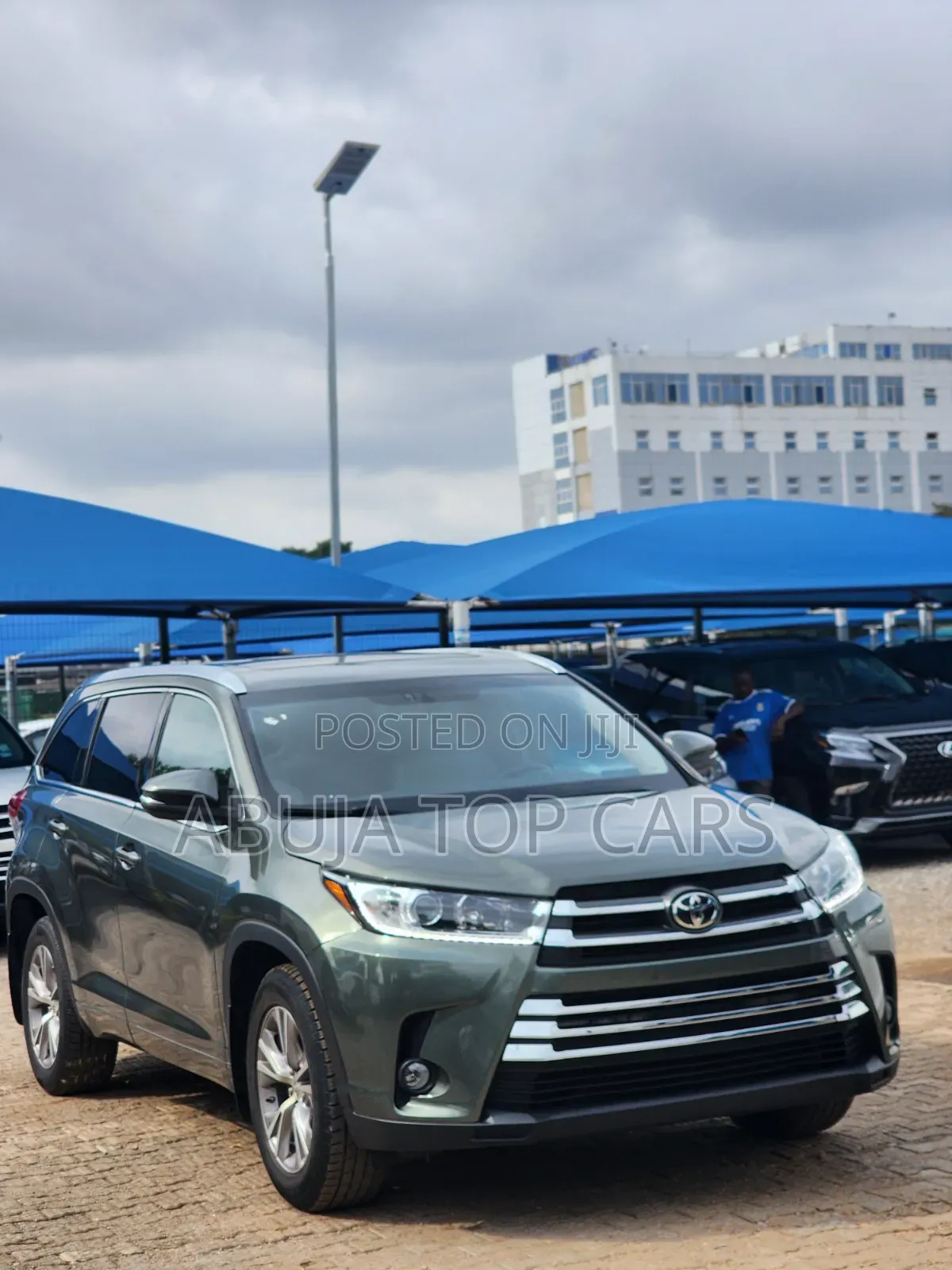 Toyota Highlander XLE 2019 Green