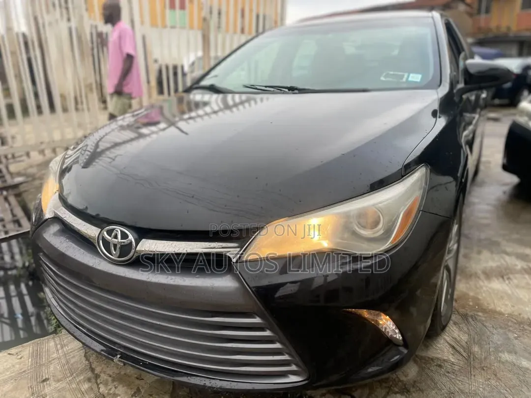 Toyota Camry SE 4dr Sedan (2.5L 4cyl 6A) 2015 Black