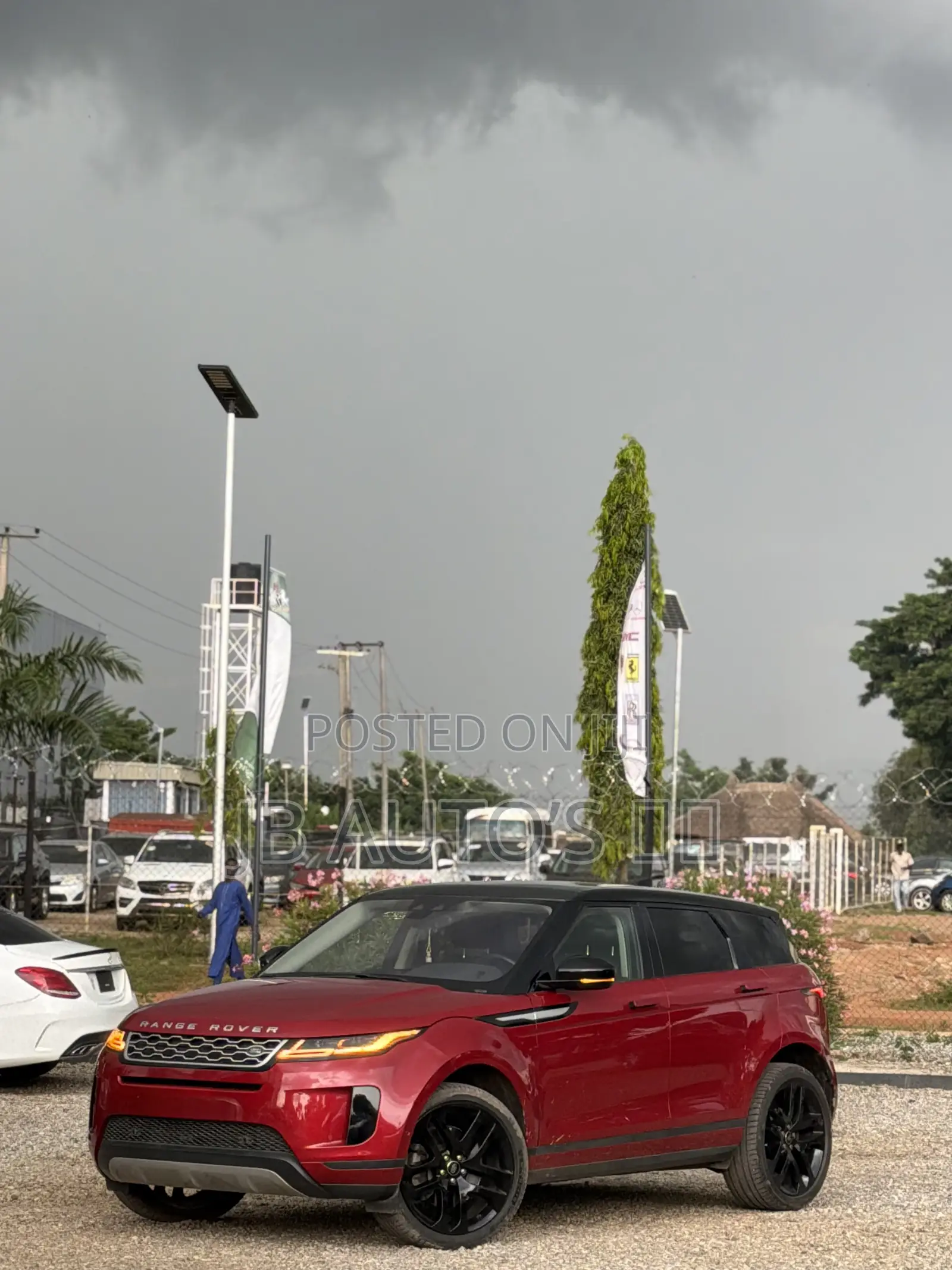 Land Rover Range Rover Evoque SE AWD 2020 Red