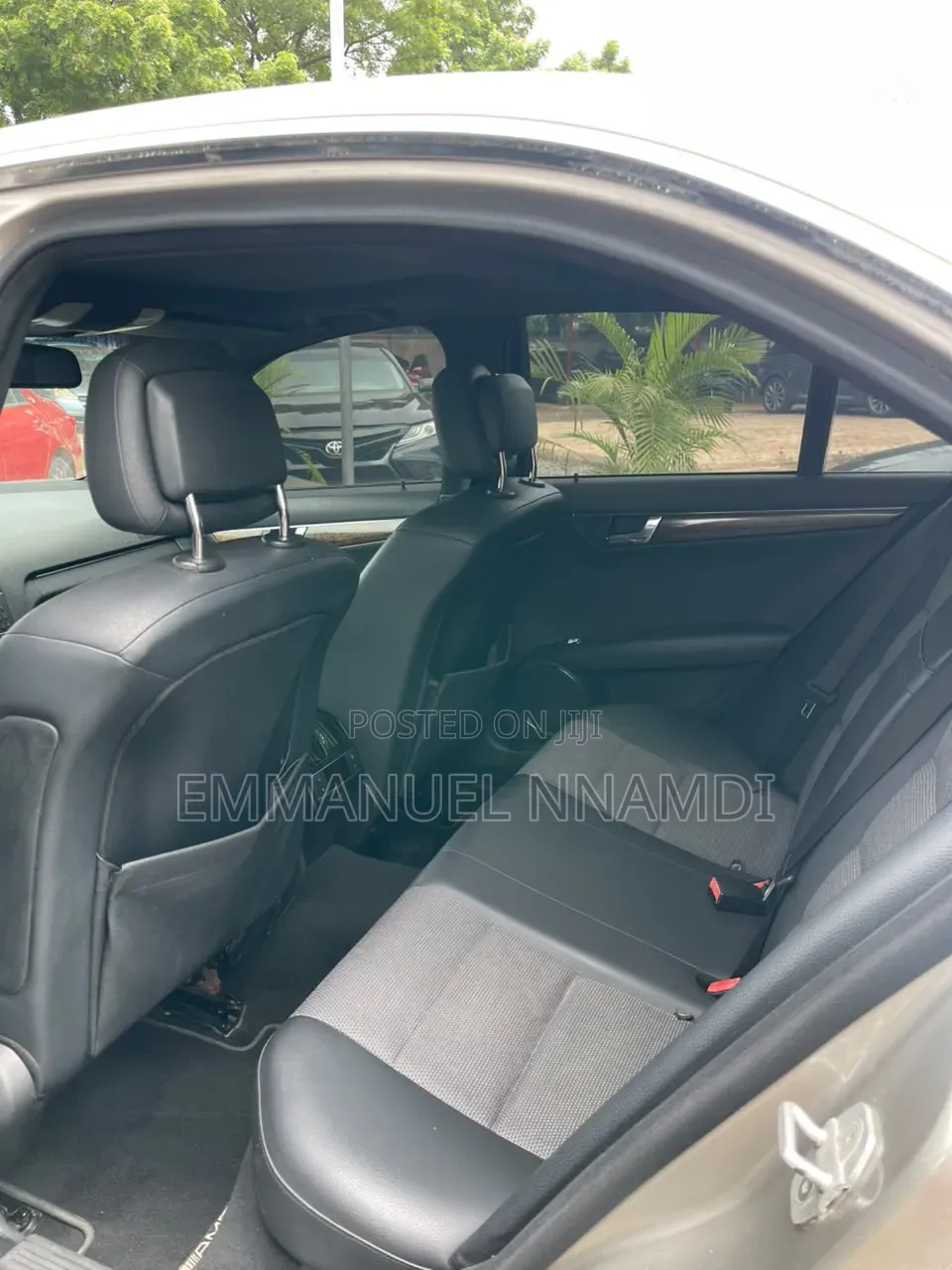 Mercedes-Benz C300 Luxury Sedan RWD (3.0L 6cyl 7A) 2010 Gray