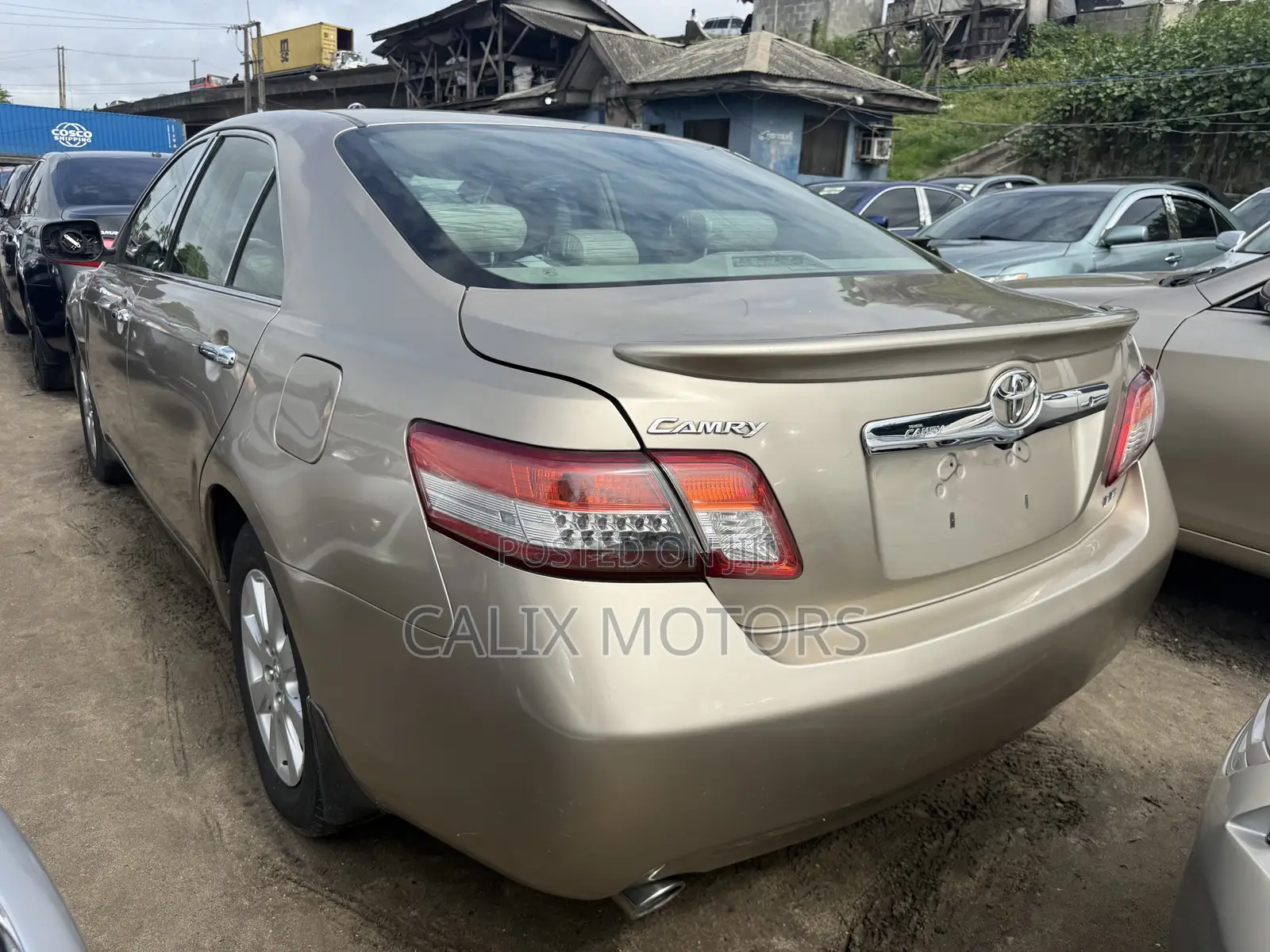 Toyota Camry 2009 Gold