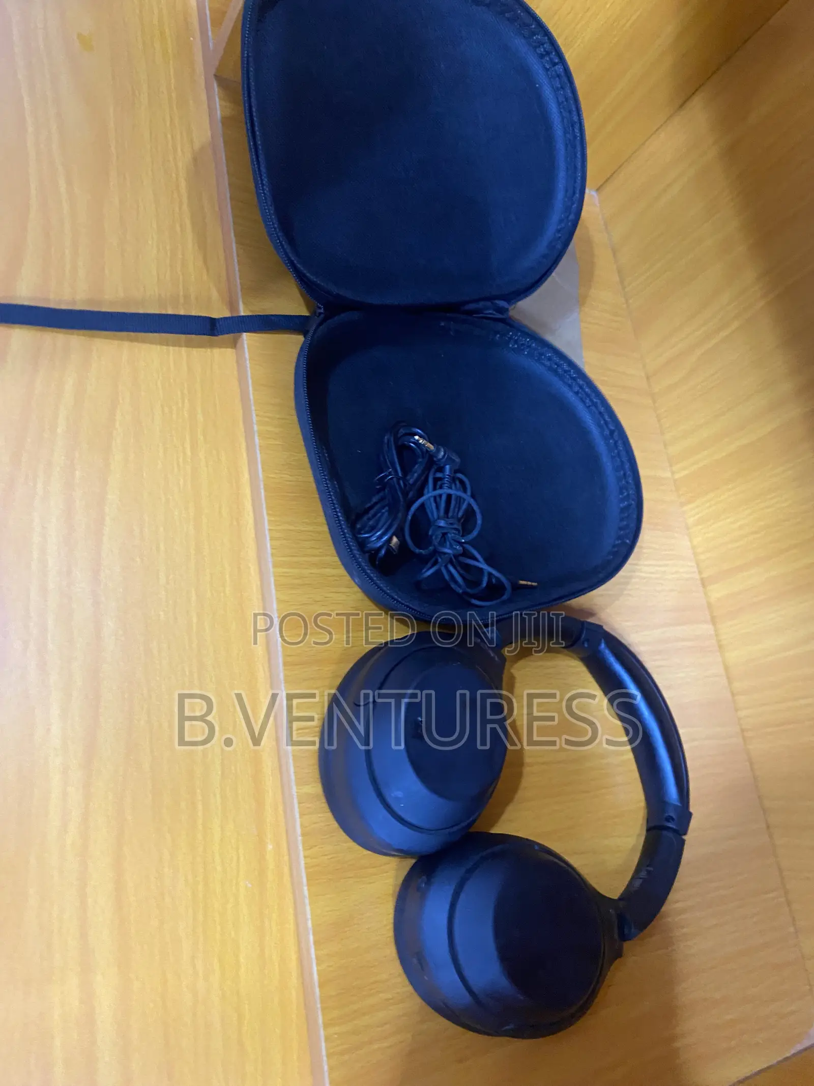 Sony WH-1000XM4 Wireless Noise-Canceling Headphones