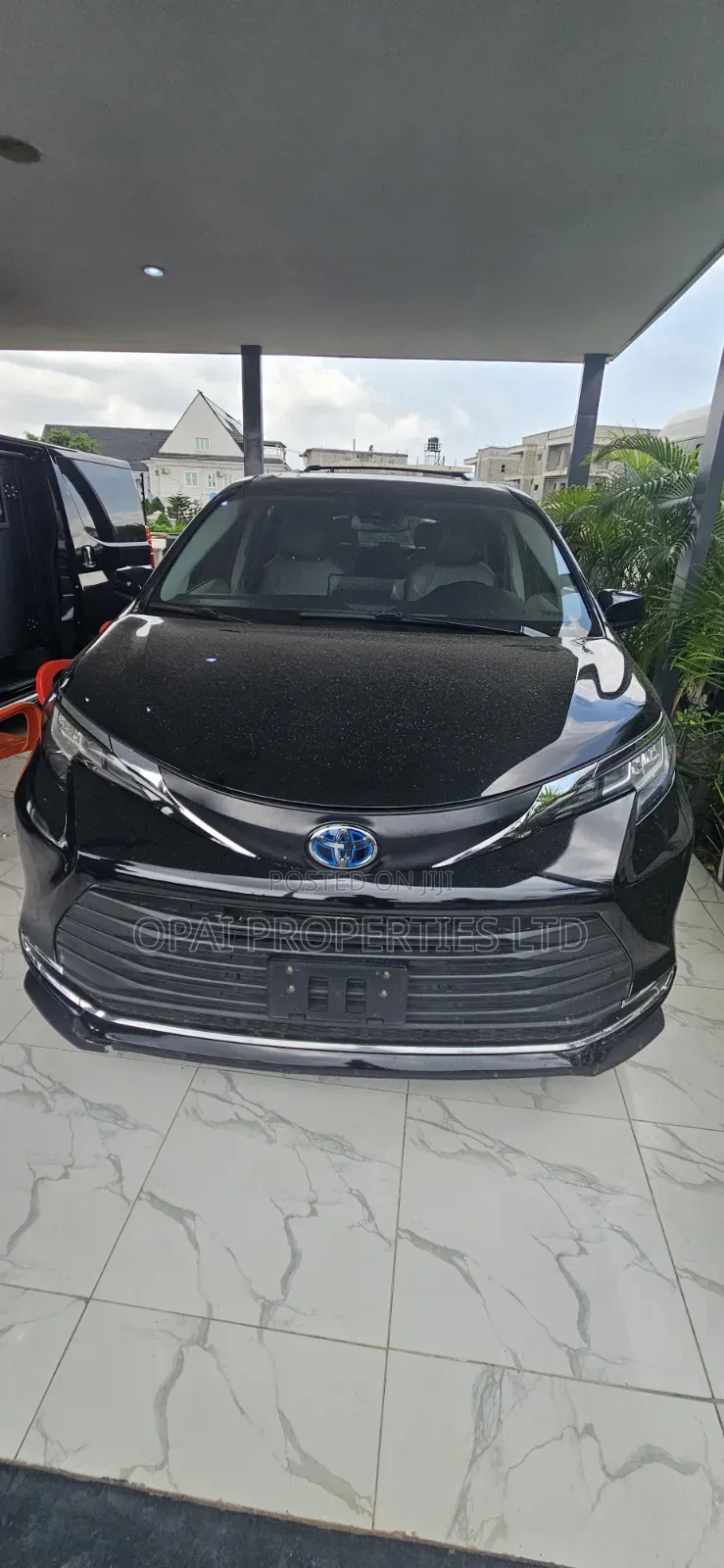 New Toyota Sienna 2025 Black