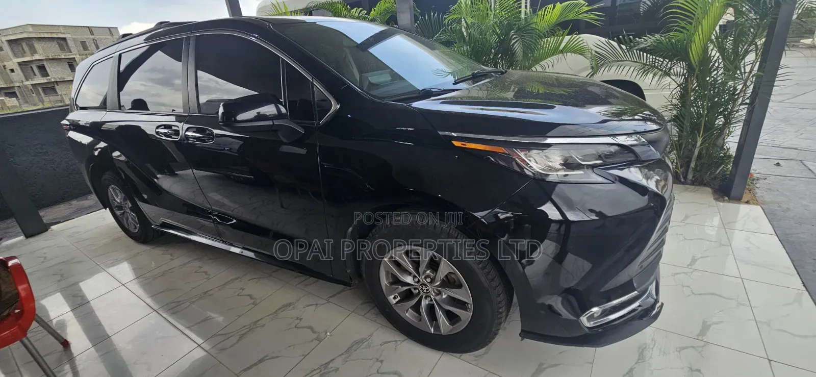 New Toyota Sienna 2025 Black