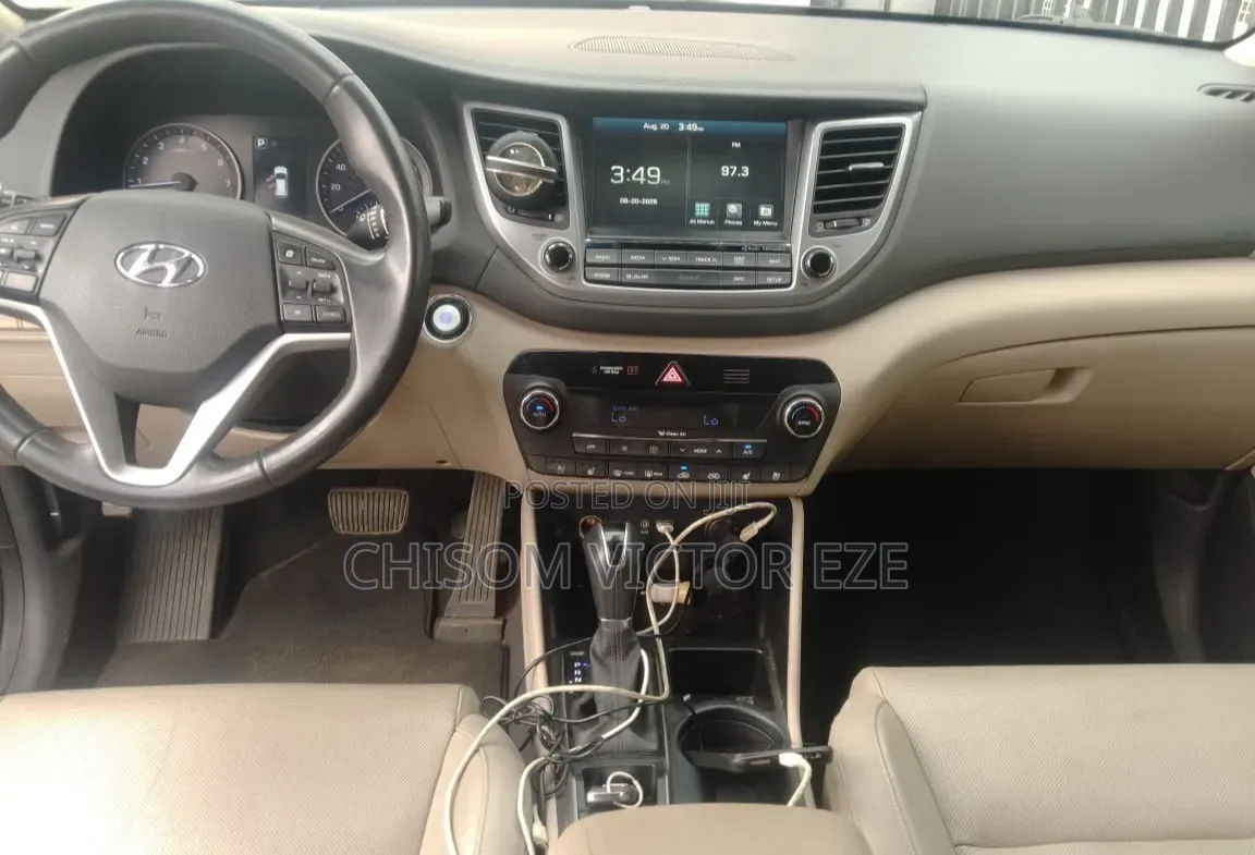 Hyundai Tucson Limited AWD 2017 Black