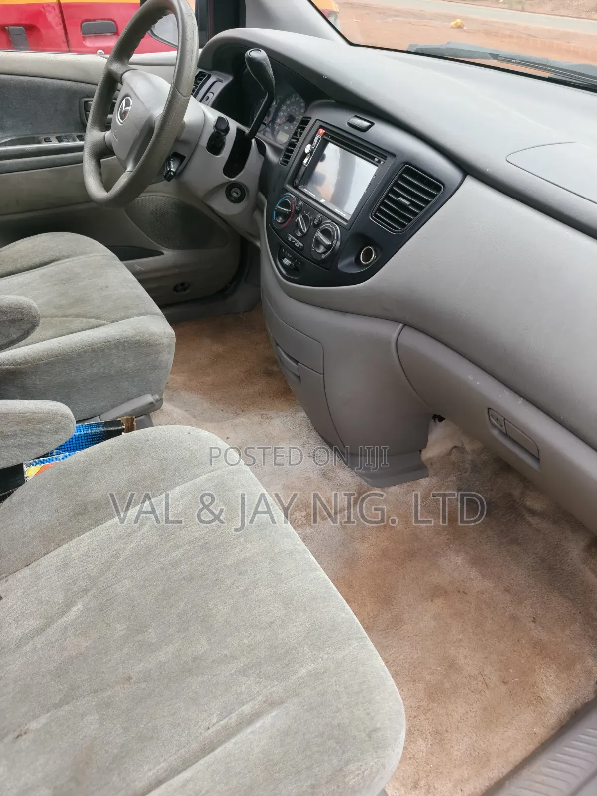 Mazda MPV DX FWD 2000 Gray