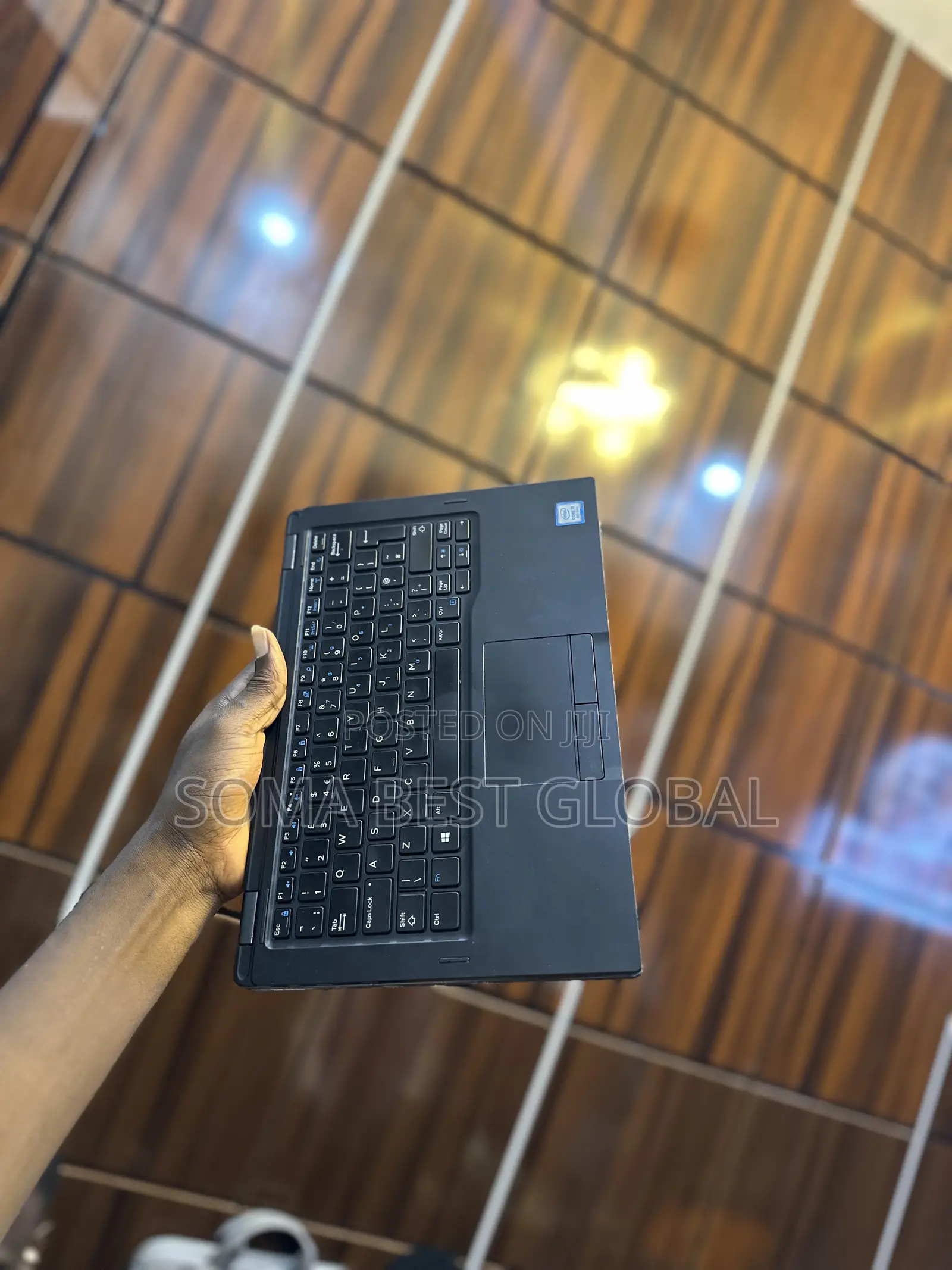 Laptop Dell Latitude 7390 2-in-1 16GB Intel Core i7 SSD 256GB