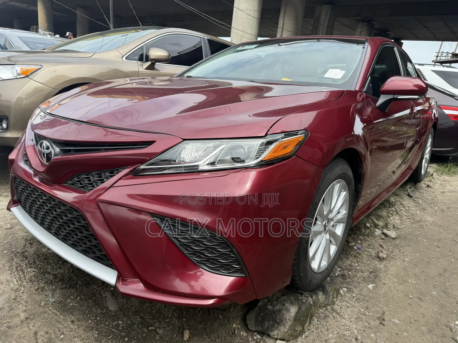 Toyota Camry 2018 Red