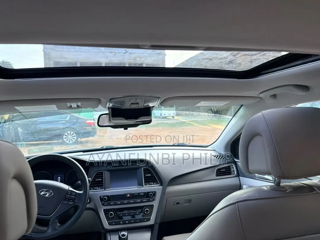 Hyundai Sonata Sport 2.0T Sedan FWD (2.0L 4cyl 6A) 2017 Silver