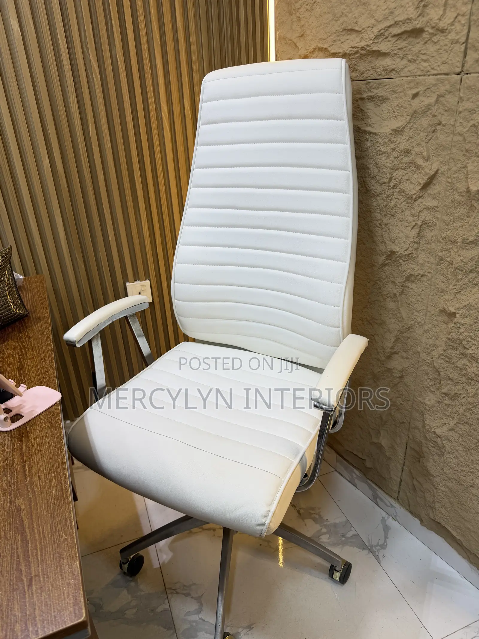 Executive Swivel Chair