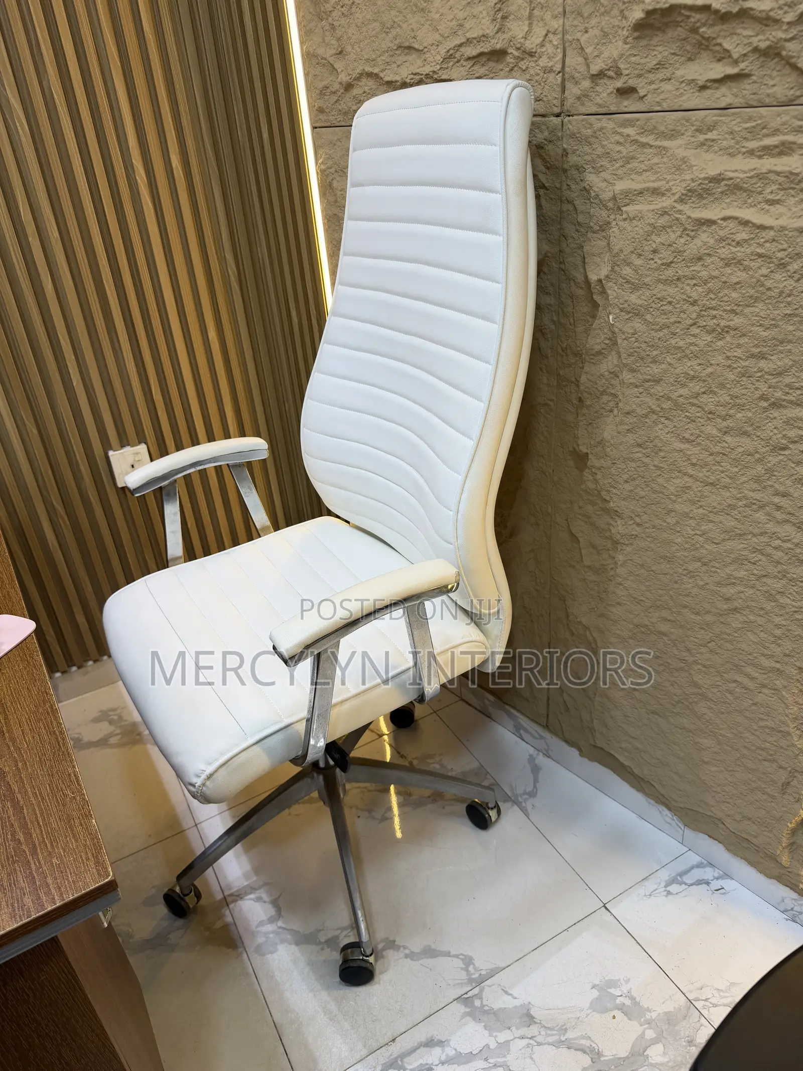 Executive Swivel Chair