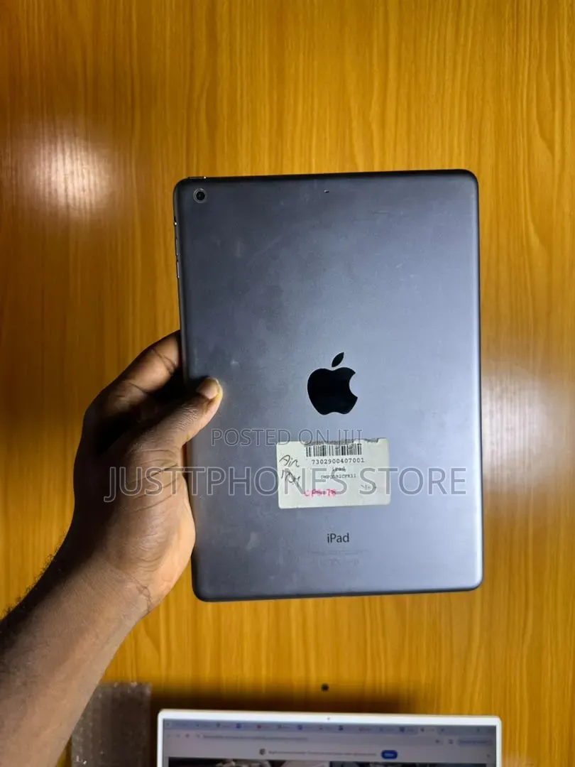 Apple iPad Air 16 GB Silver