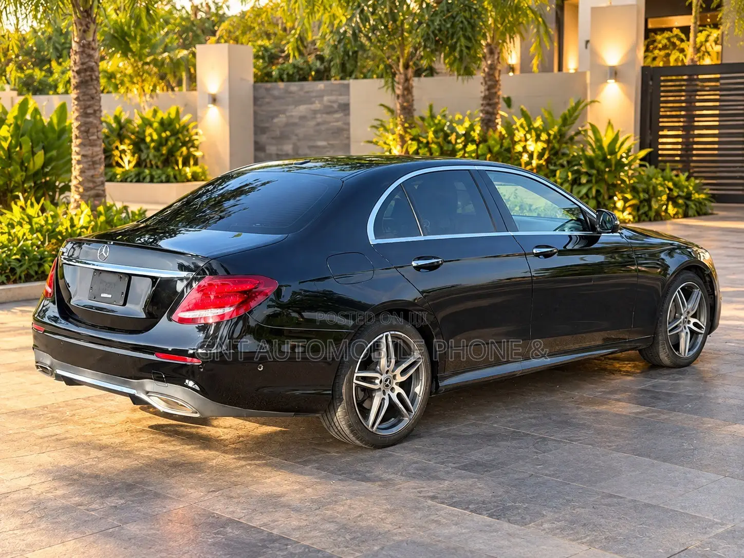 Mercedes-Benz E300 2019 Black