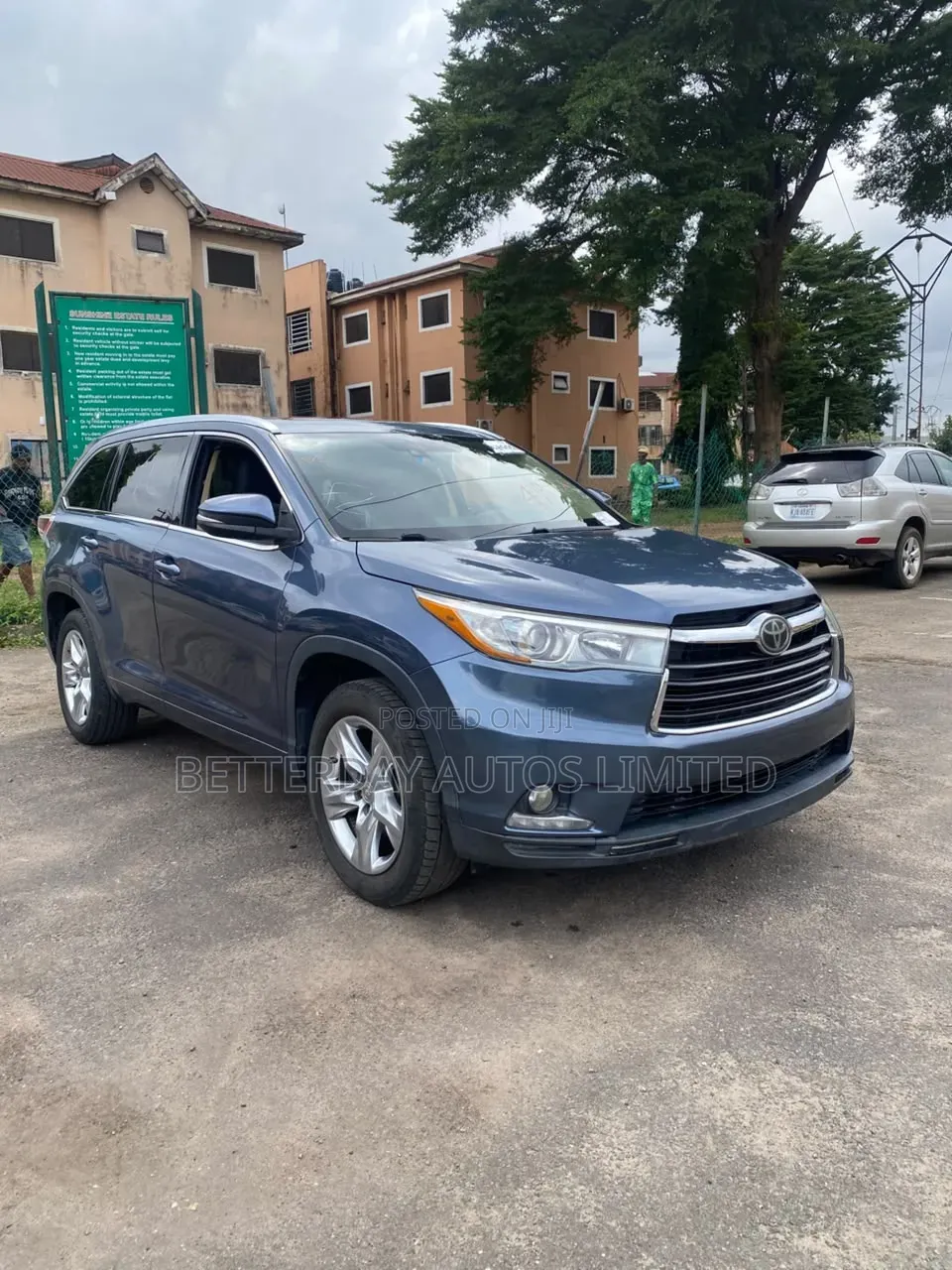 Toyota Highlander 2015 Blue