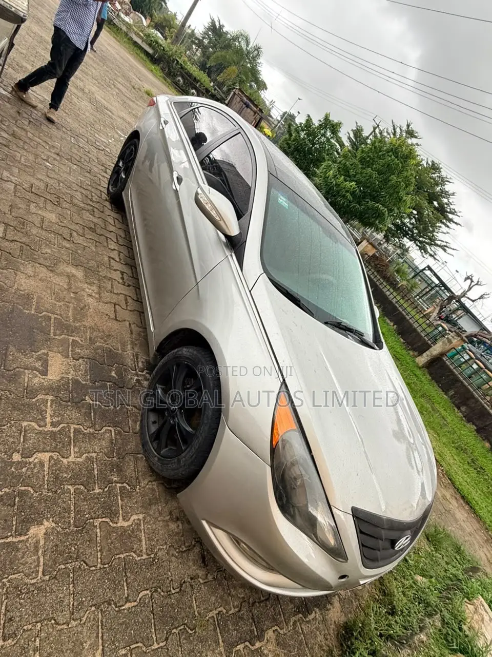 Hyundai Sonata Limited 2.0T Sedan (2.0L 4cyl 6A) 2013 Gray