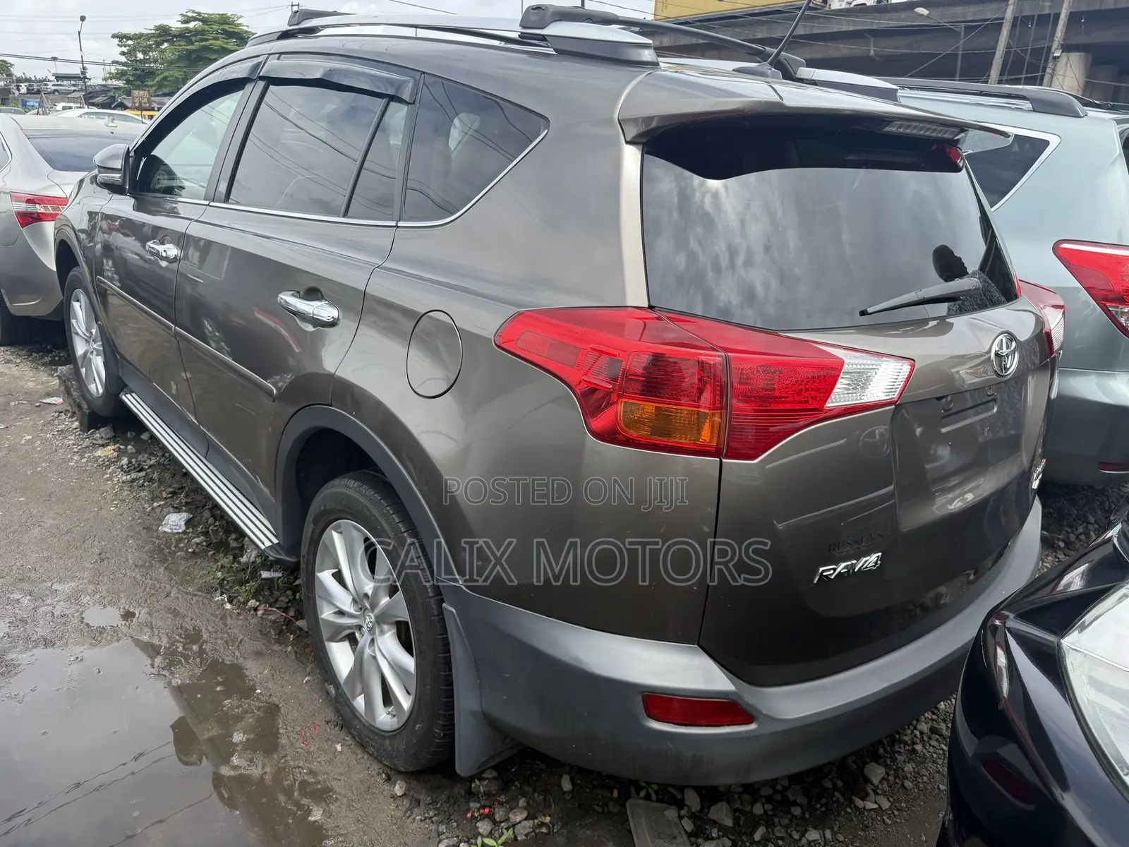 Toyota RAV4 2015