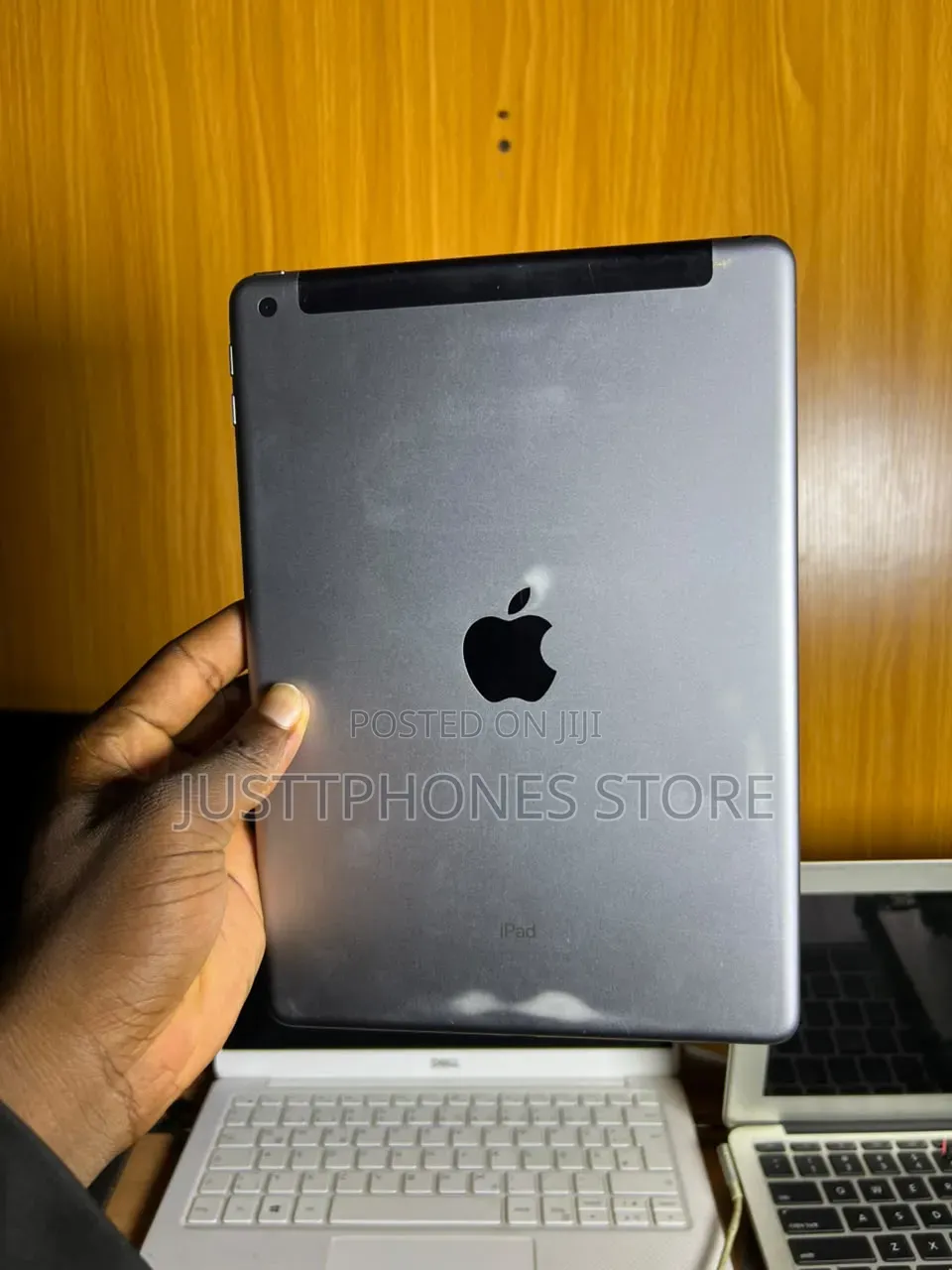 Apple iPad 9.7 32 GB Silver