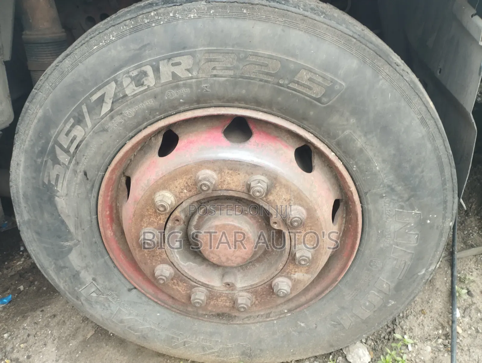 Tokunbo Iveco Manlift Truck,6 Tyre,10 Boat in Good Condition