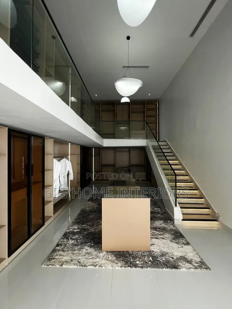 5bdrm Duplex in Osapa London for sale