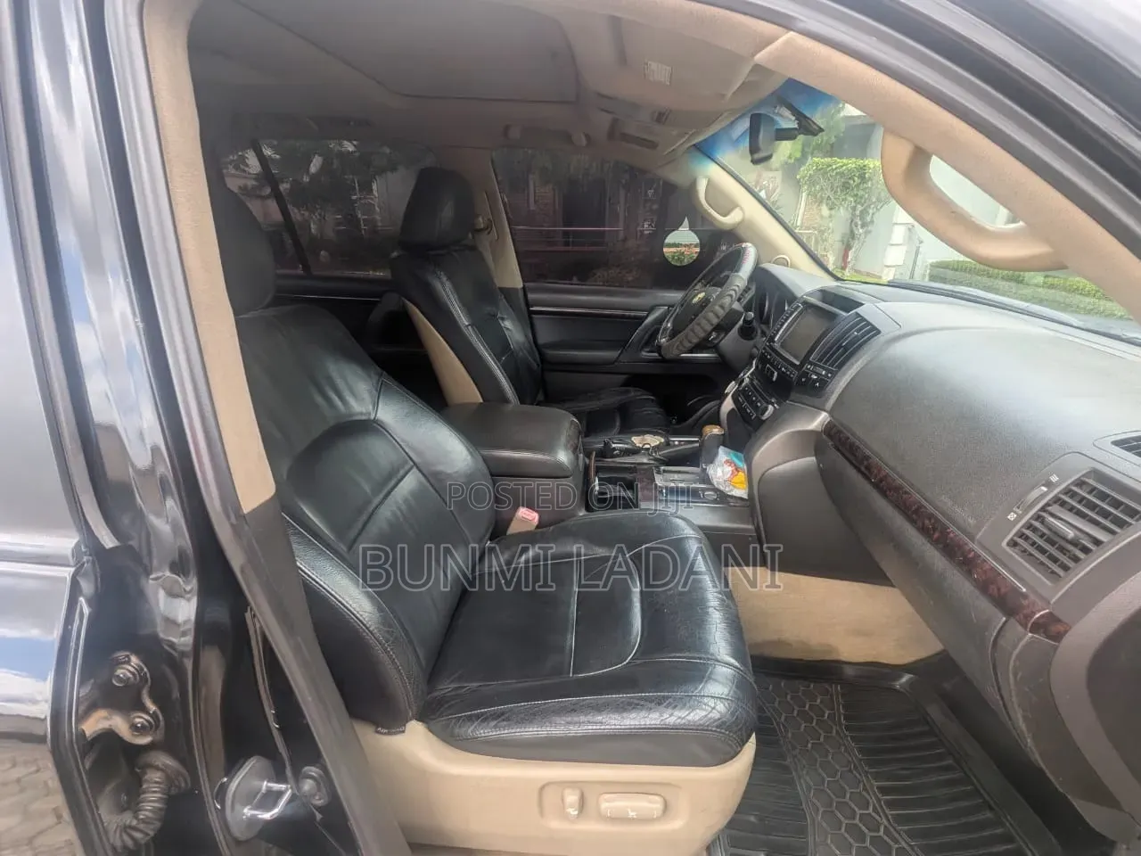 Toyota Land Cruiser 4.6 V8 VX-R 2012 Black