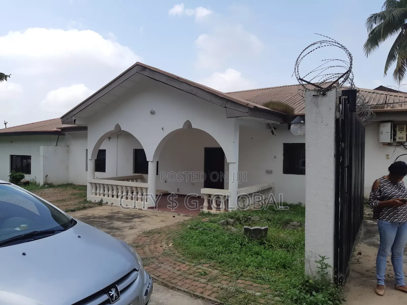 5 Bedroom Bungalow With Bq 1bedm