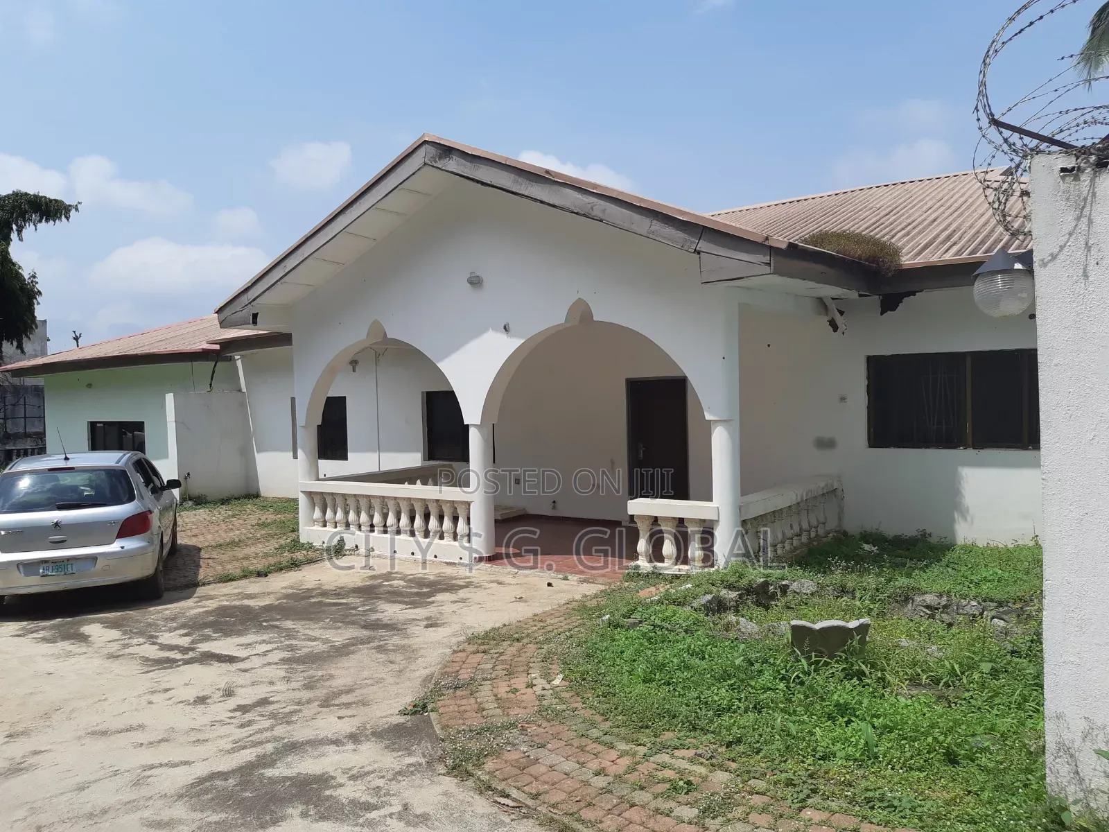 5 Bedroom Bungalow With Bq 1bedm