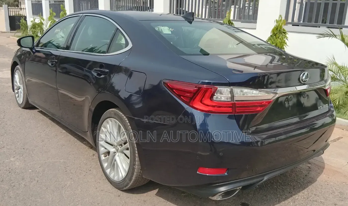 Lexus ES 350 FWD 2018 Blue