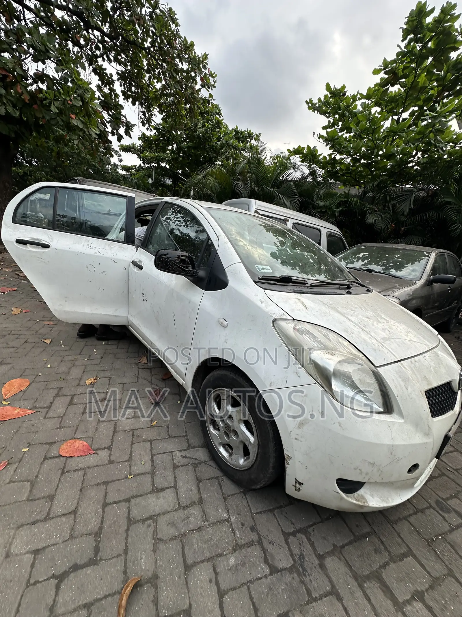 Toyota Yaris 1.4 2002 White