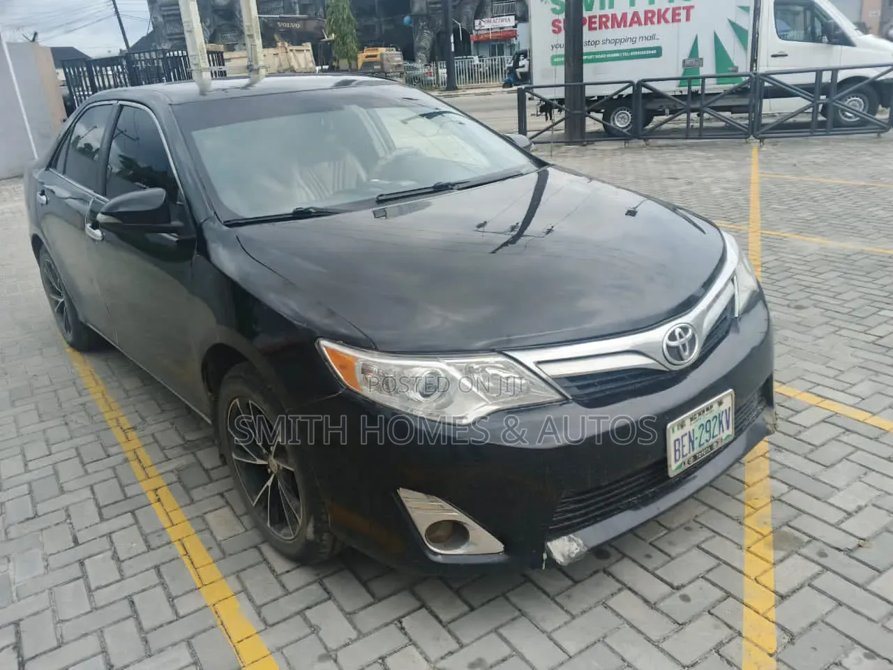 Toyota Camry SE 4dr Sedan (2.5L 4cyl 6A) 2013 Black