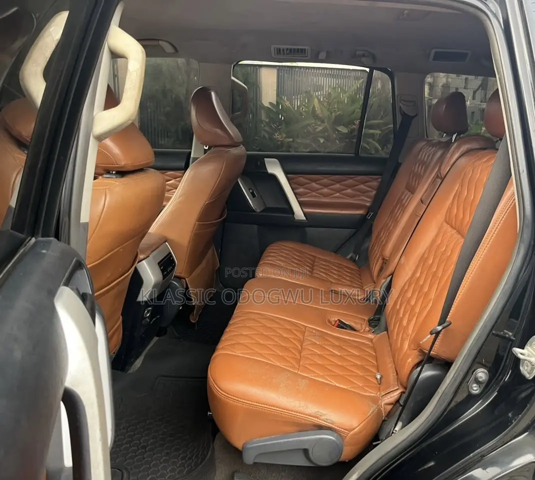 Toyota Land Cruiser Prado 4.0 Petrol TX-L 2012 Black