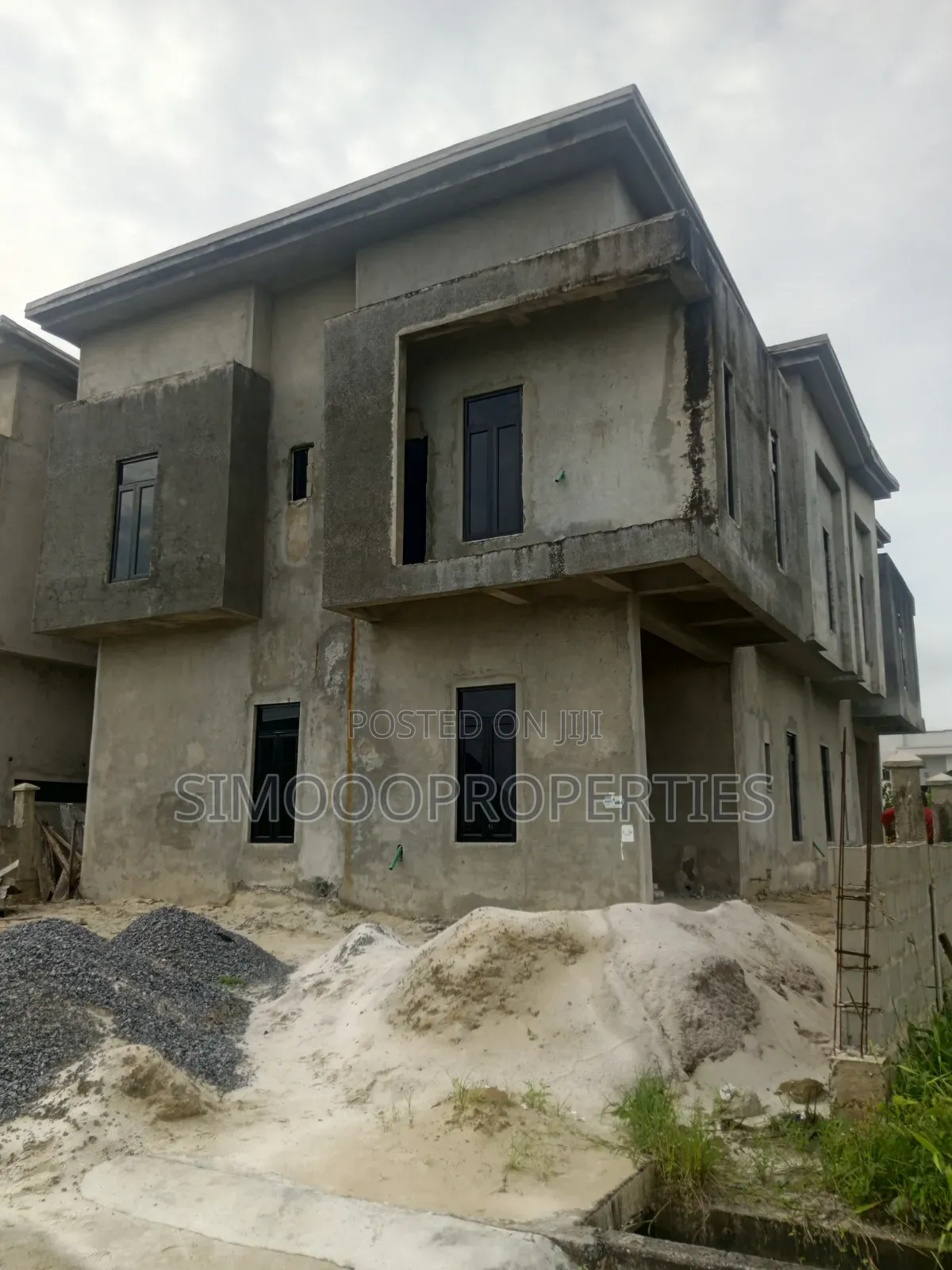 4bdrm Duplex in Beachwood Estate, Bogije for sale
