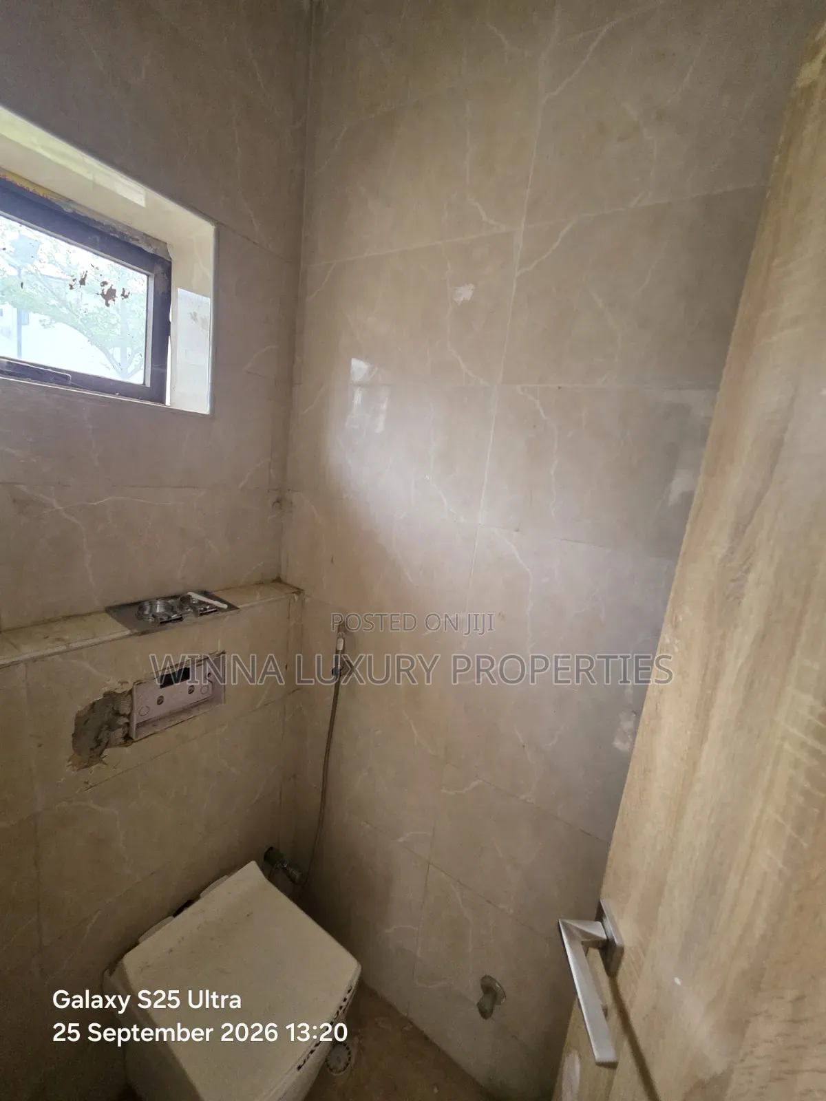 5bdrm Duplex in Lokogoma for sale