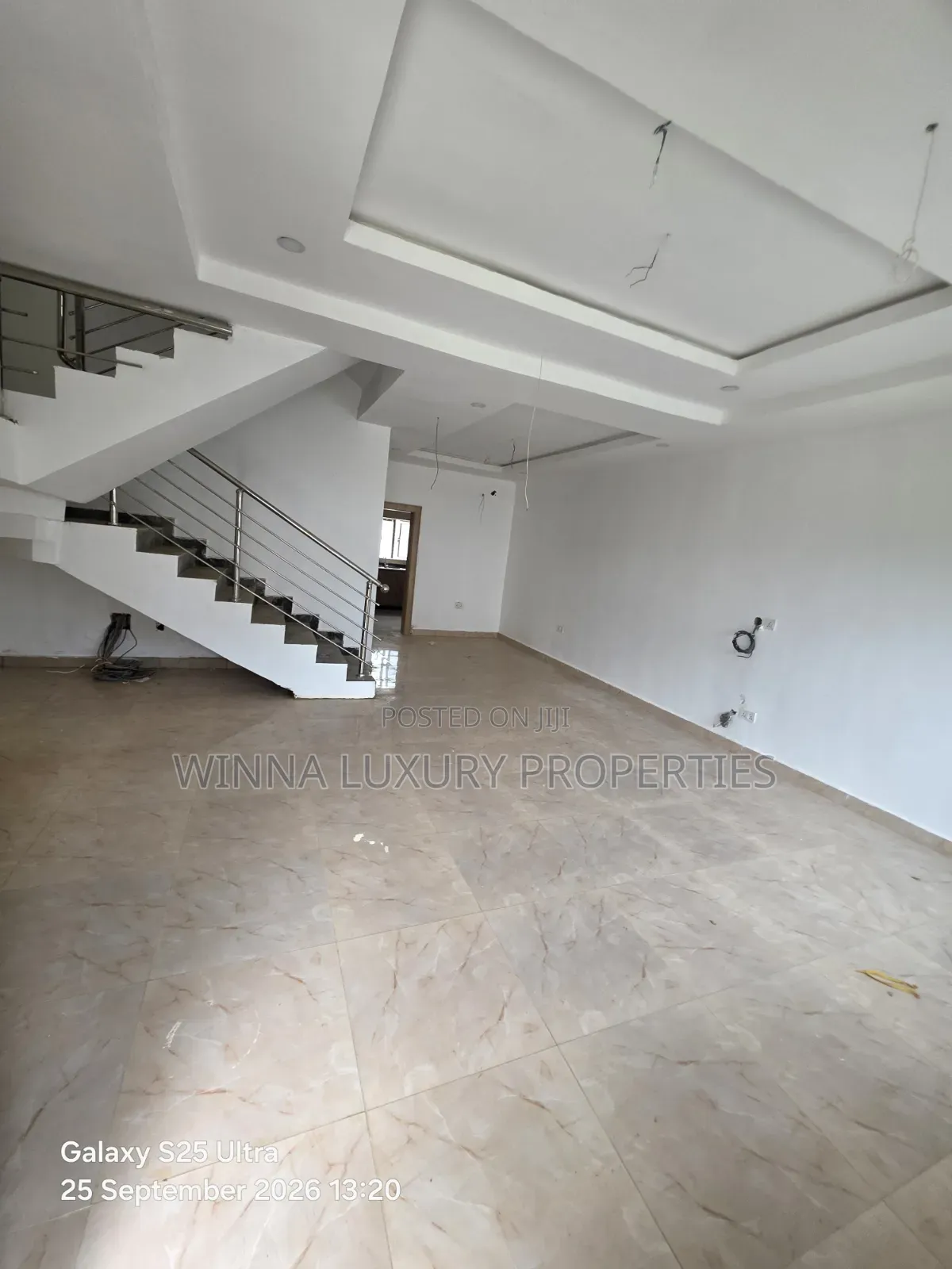 5bdrm Duplex in Lokogoma for sale