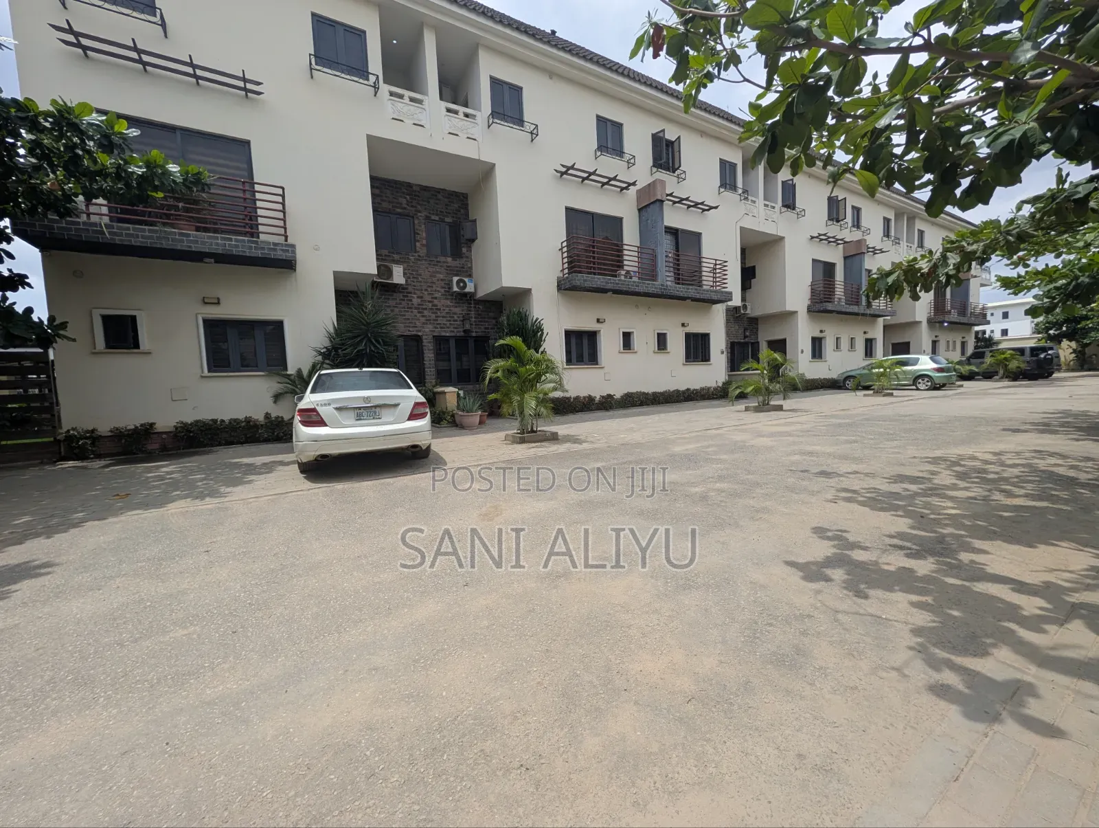 5bdrm Townhouse/Terrace in Time 1 Apartment, Jahi for sale