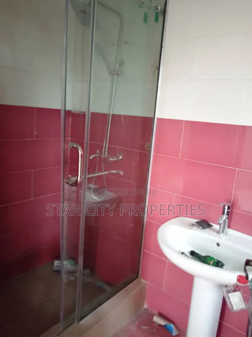 6bdrm Duplex in Omole Phase 1 for rent