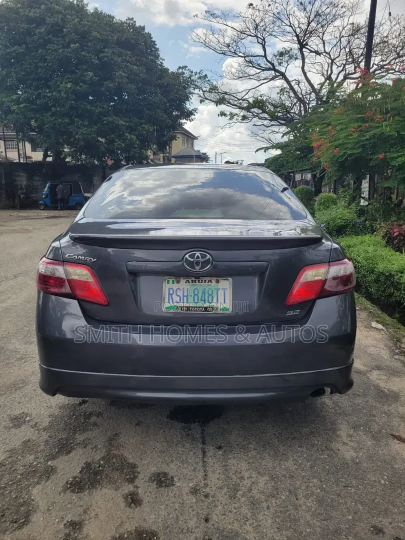 Toyota Camry 2.4 SE 2008 Gray
