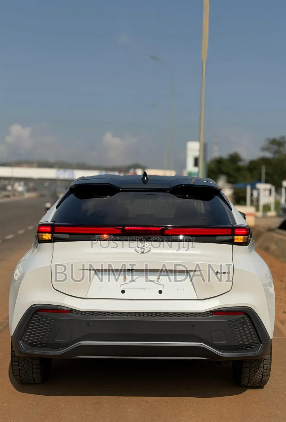 Toyota C-HR 2026 White